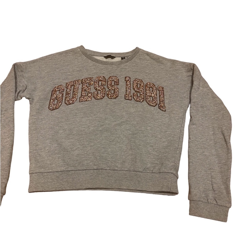 3/15$ Guess fleece sweater​